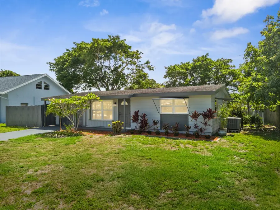 845 SE Airoso Blvd, Port Saint Lucie, FL 34983 - Image #3