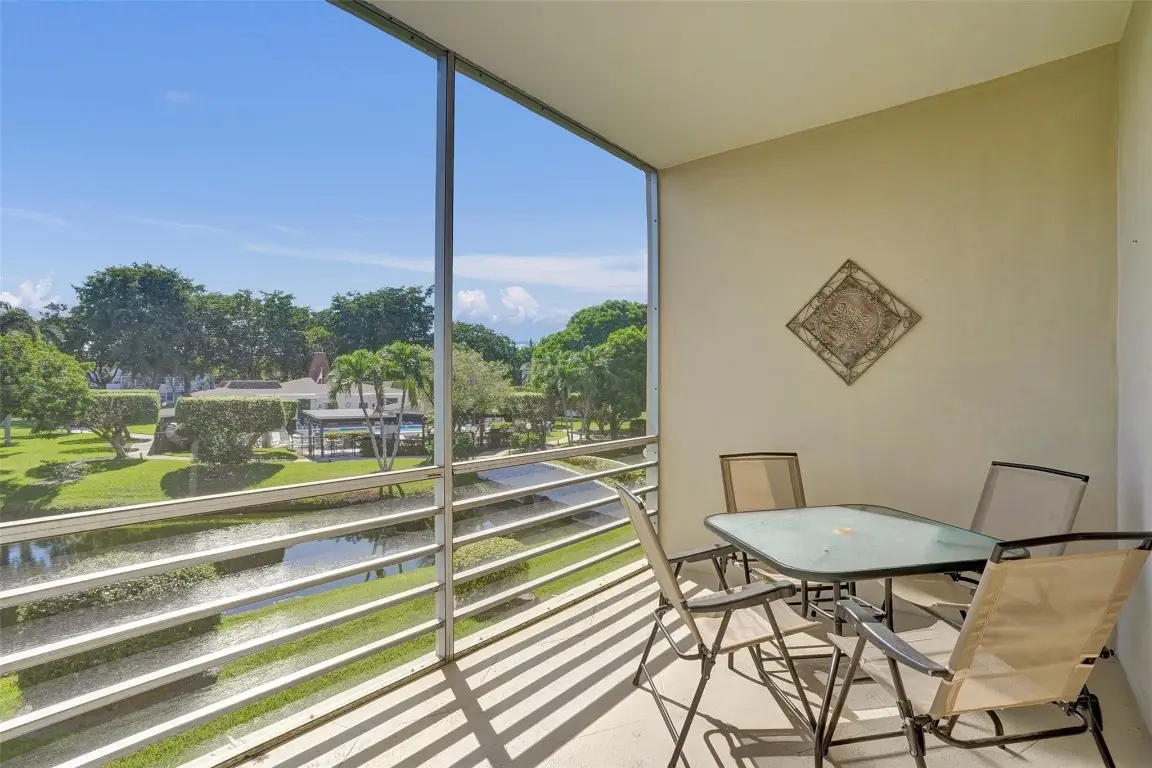 4700 NW 35th Street #507, Lauderdale Lakes, FL 33319 - Image #1