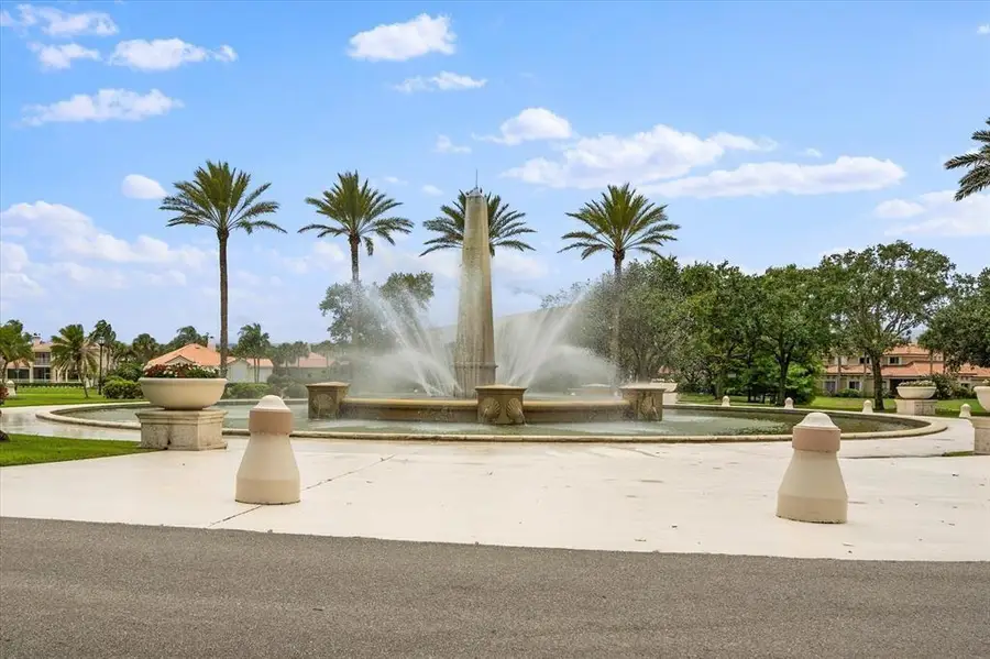 5060 Harmony Circle #104, Vero Beach, FL 32967 - Image #2