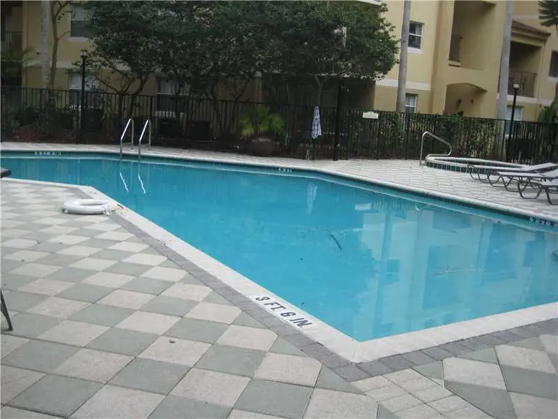 741 N Pine Island Road #214, Plantation, FL 33324 - Image #3