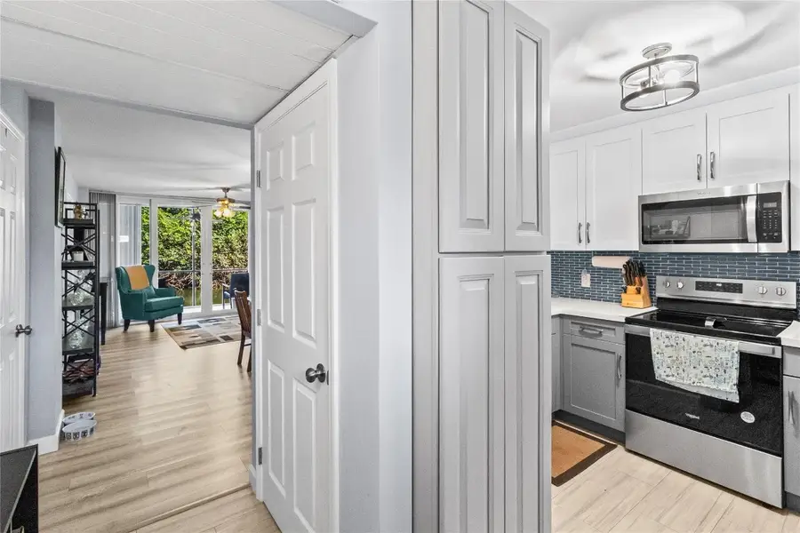 101 Royal Park Drive #1G, Oakland Park, FL 33309 - Image #3