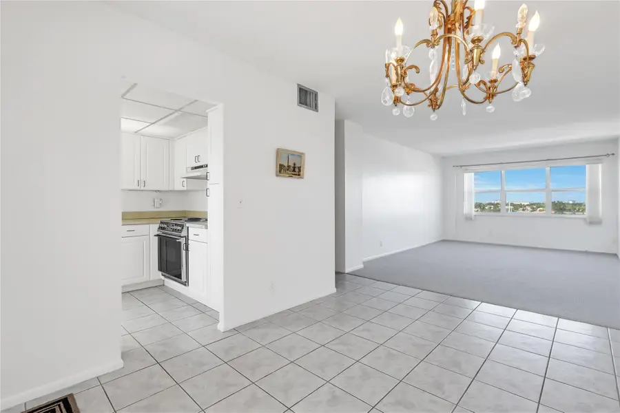 2555 NE 11th St #804, Fort Lauderdale, FL 33304 - Image #2