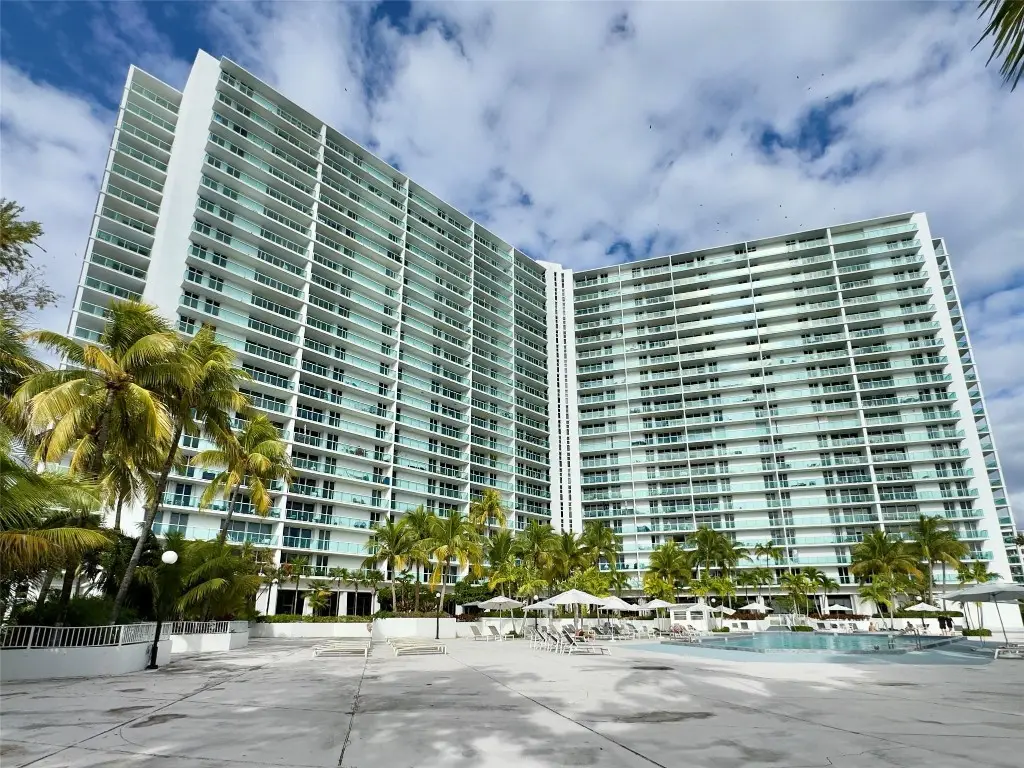 100 Bayview Drive #PH28, Sunny Isles Beach, FL 33160 - Image #1