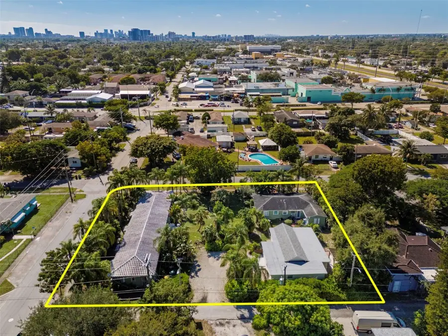 302 SW 15th Street, Dania Beach, FL 33004 - Image #2