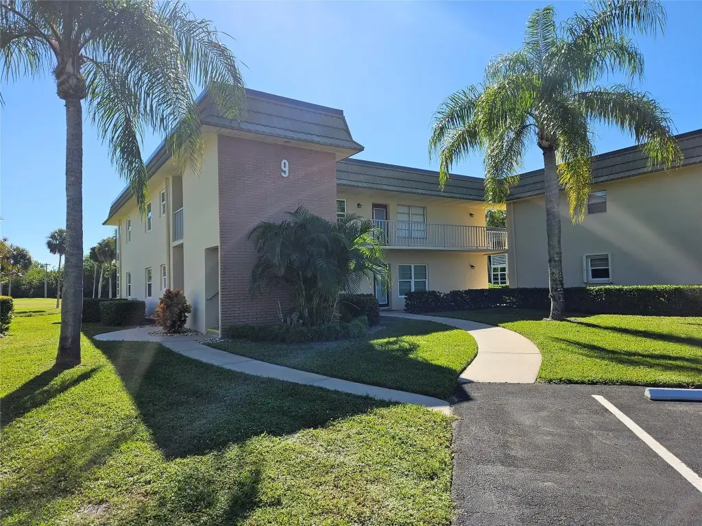 9 Vista Gardens Trail #106, Vero Beach, FL 32962 - Image #1