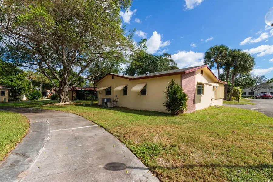 2613 SW Natura Ave, Deerfield Beach, FL 33441 - Image #2