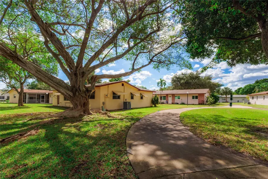 2613 SW Natura Ave, Deerfield Beach, FL 33441 - Image #3