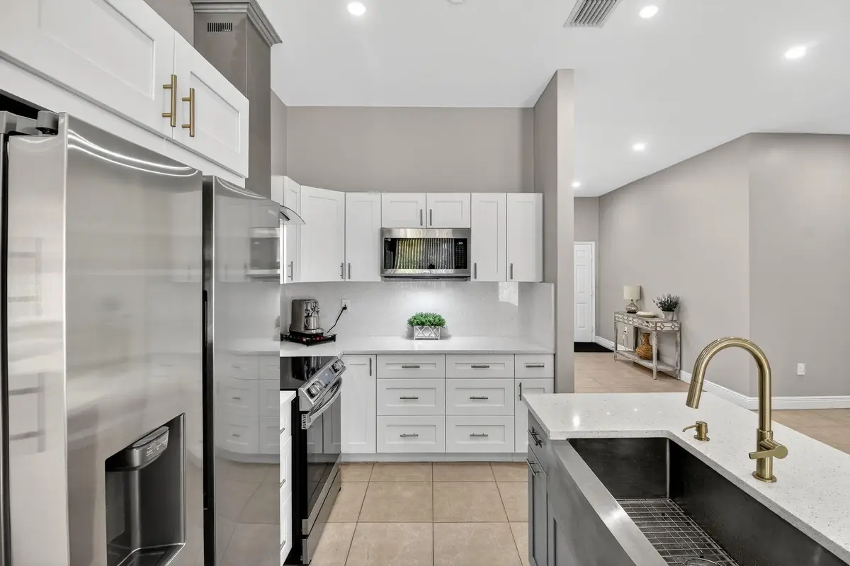 8134 SW 163rd Pl, Miami, FL 33193 - Image #1