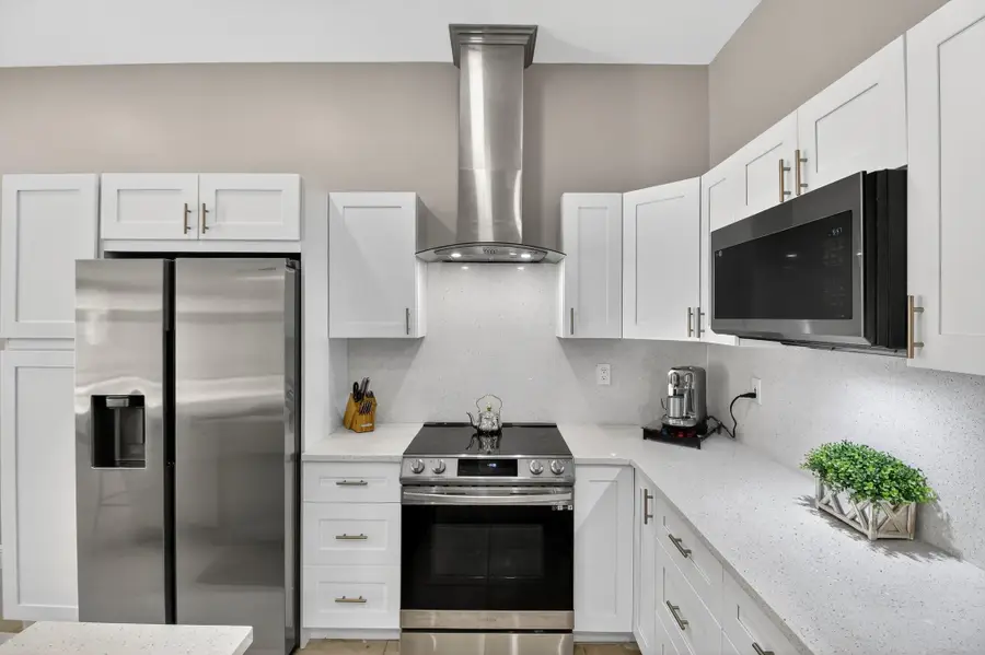 8134 SW 163rd Pl, Miami, FL 33193 - Image #2