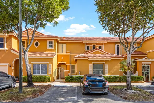 8520 NW 139th Ter #1602, Miami Lakes, FL 33016