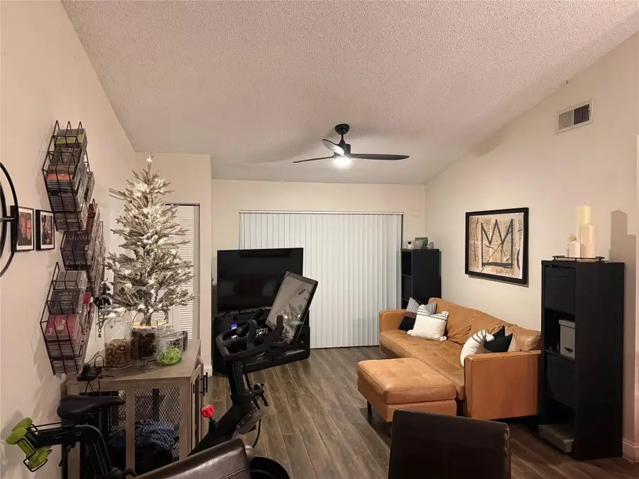 9999 Summerbreeze Drive #815, Sunrise, FL 33322 - Image #3