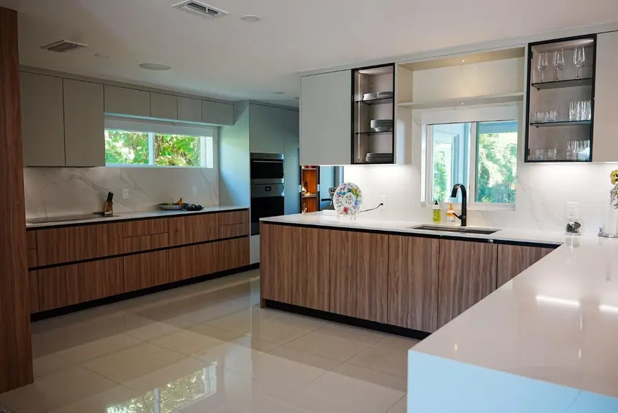 1017 Lincoln Street, Hollywood, FL 33019 - Image #2