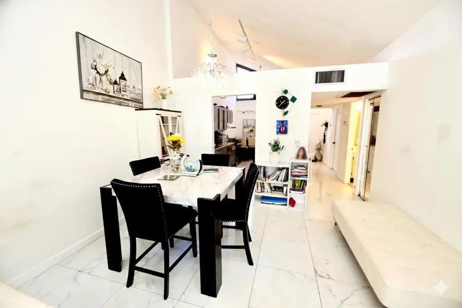 3156 NW 84th Avenue, Sunrise, FL 33351 - Image #2