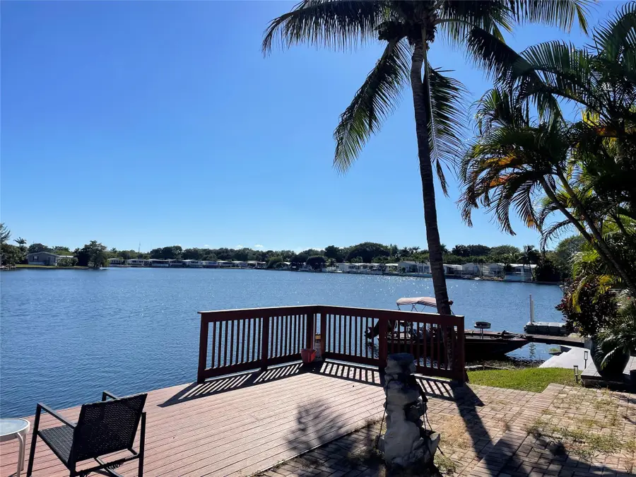 3010 Cove Dr, Fort Lauderdale, FL 33312 - Image #3