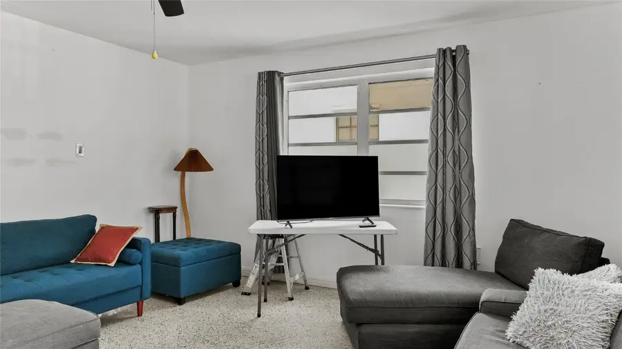 3446 NW 17 Street, Miami, FL 33125 - Image #3