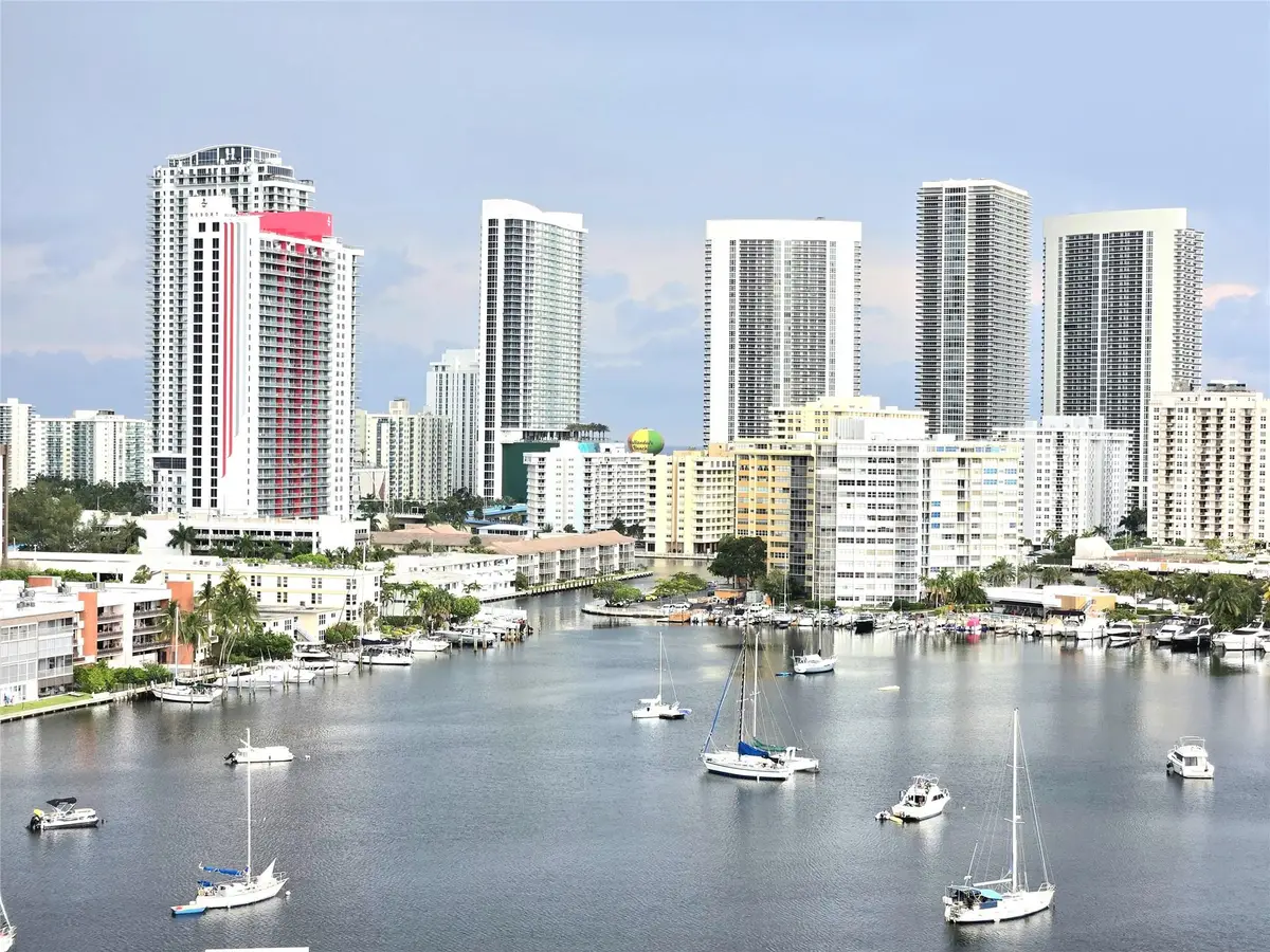 437 Golden Isles Dr #15G, Hallandale Beach, FL 33009 - Image #1