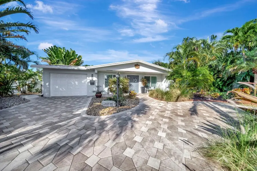 2611 NE 53rd Street, Lighthouse Point, FL 33064 - Image #3