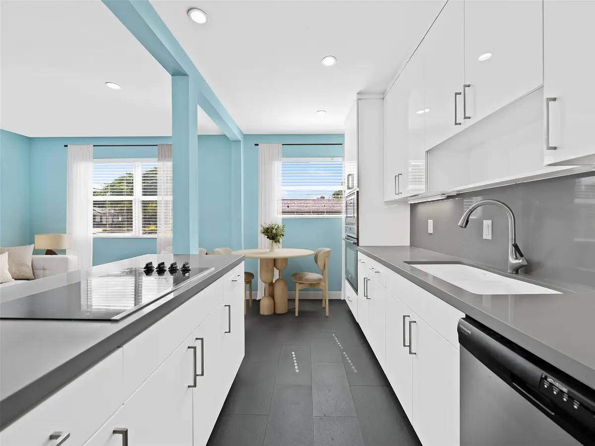 2591 NE 55th Ct #102, Fort Lauderdale, FL 33308 - Image #1