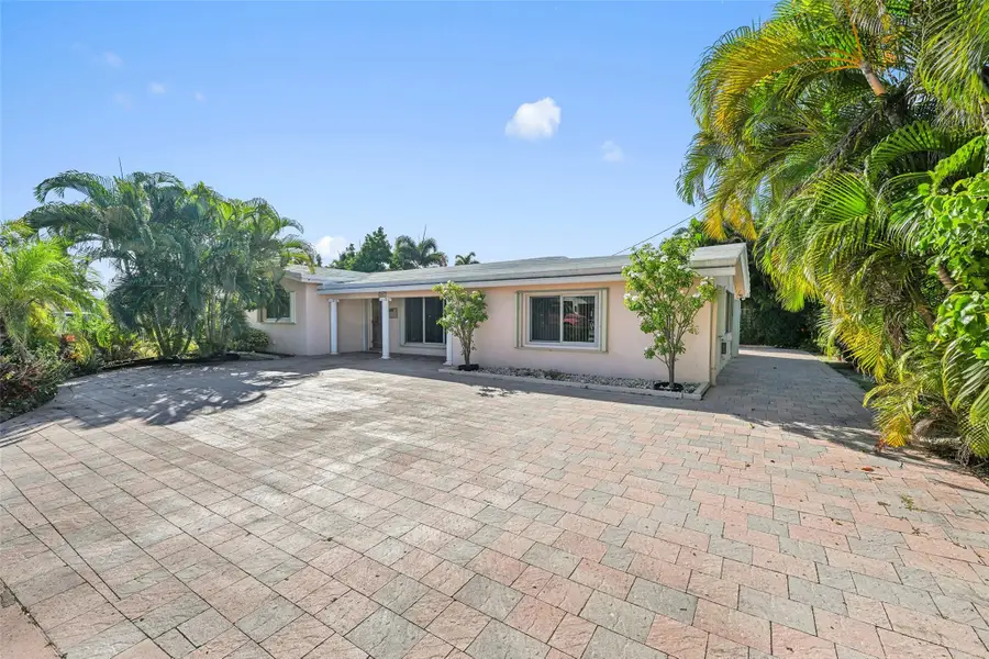 4521 Sea Grape Dr, Lauderdale By The Sea, FL 33308 - Image #2