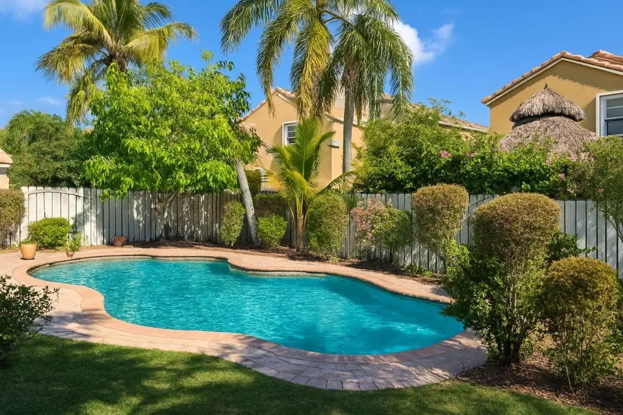 19101 NW 11th St, Pembroke Pines, FL 33029 - Image #3