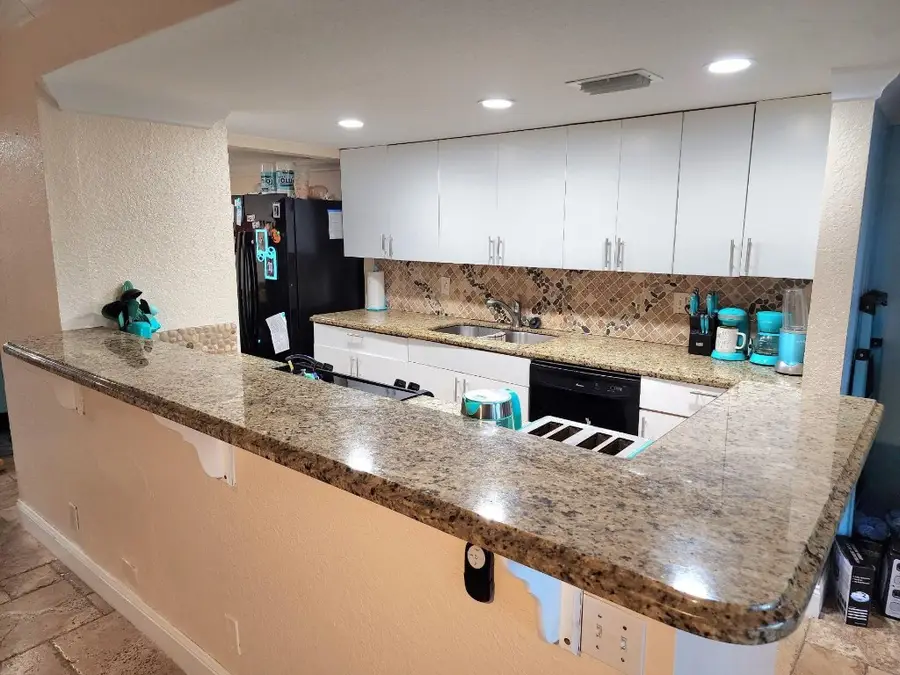 2790 NW 80th Avenue, Sunrise, FL 33322 - Image #2