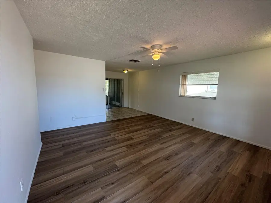 4949 NW 48th Way, Tamarac, FL 33319 - Image #3