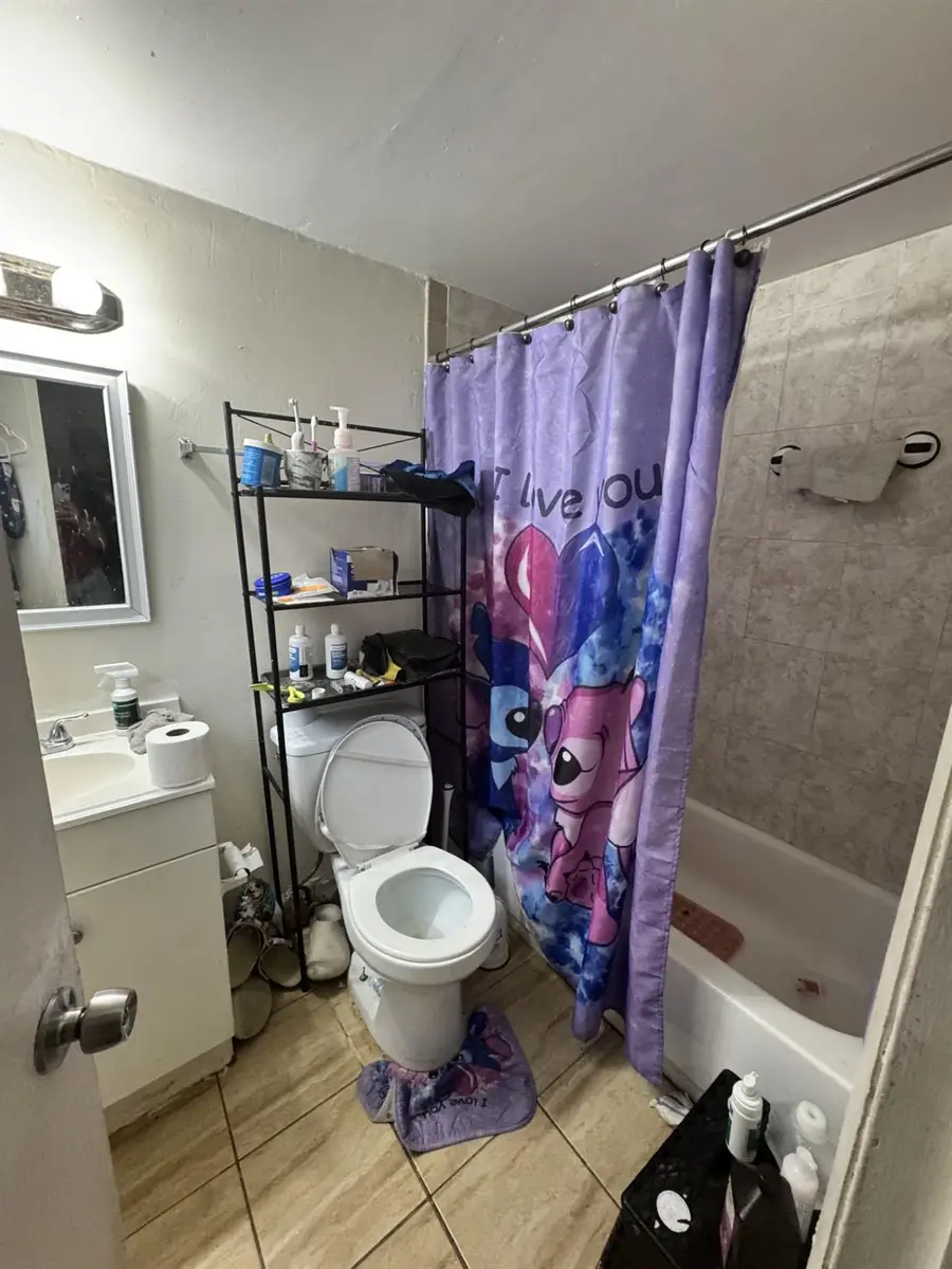 Address Withheld By Seller, Oakland Park, FL 33334 - Image #3