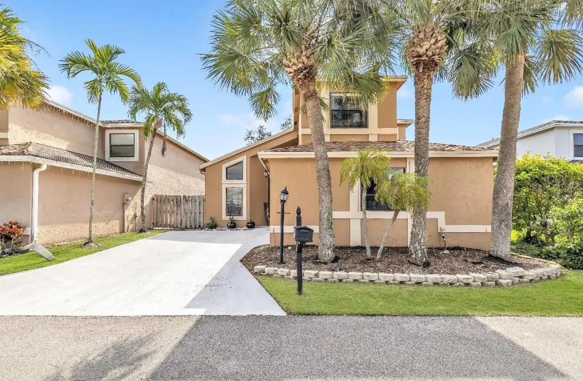 8610 Kimble Way, Boca Raton, FL 33433 - Image #1