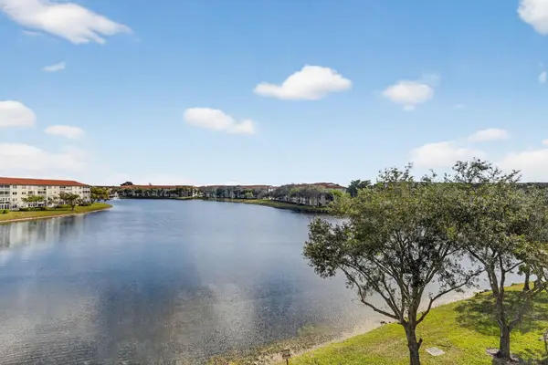 13100 SW 11th Ct #407, Pembroke Pines, FL 33027