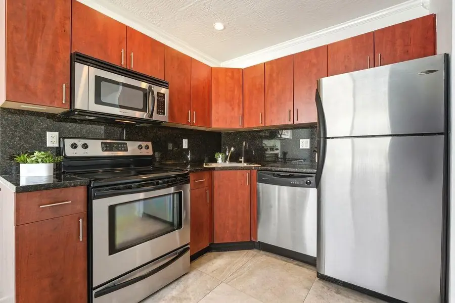 1856 NE 46th St #F7, Fort Lauderdale, FL 33308 - Image #2