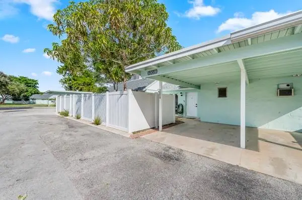 9302 SW 5th St #B, Boca Raton, FL 33428 - Image #1