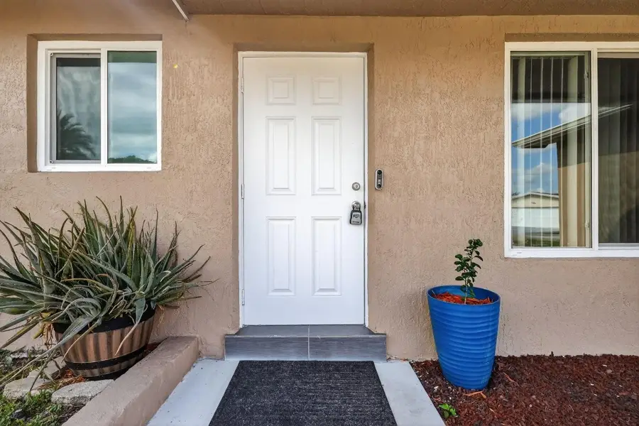 9720 NW 4 Street, Pembroke Pines, FL 33024 - Image #3