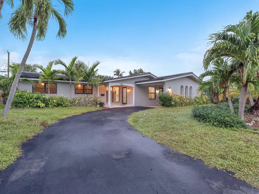2021 NE 59th Pl, Fort Lauderdale, FL 33308 - Image #2