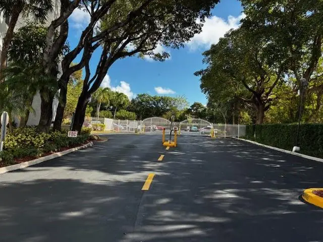 1800 N Andrews Avenue #2I, Fort Lauderdale, FL 33311 - Image #3