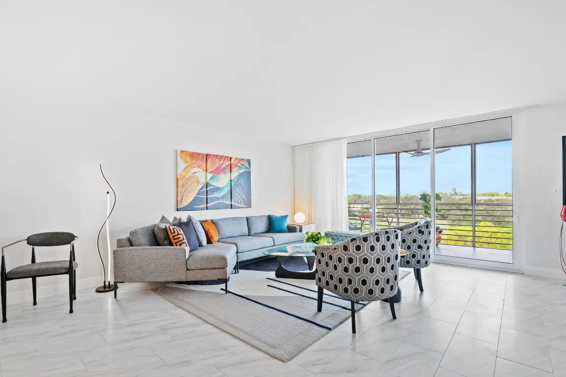 3505 Oaks Way #506, Pompano Beach, FL 33069 - Image #1