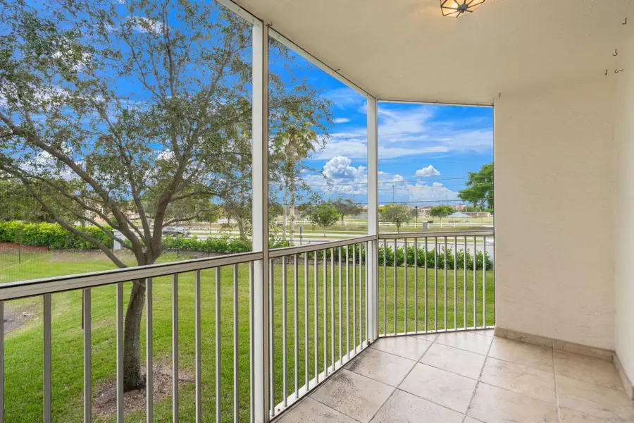 7763 Southampton Ter #215, Tamarac, FL 33321 - Image #3