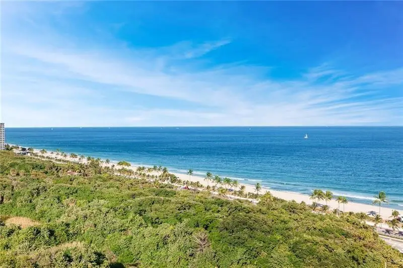 2555 NE 11th Street #402, Fort Lauderdale, FL 33304 - Image #3
