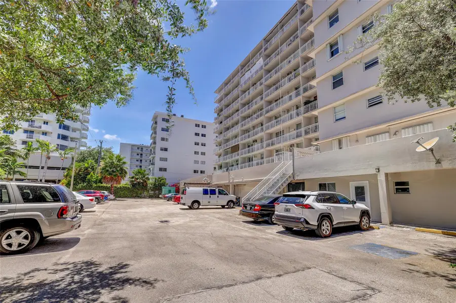 1300 Lincoln Rd #D-804, Miami Beach, FL 33139 - Image #3