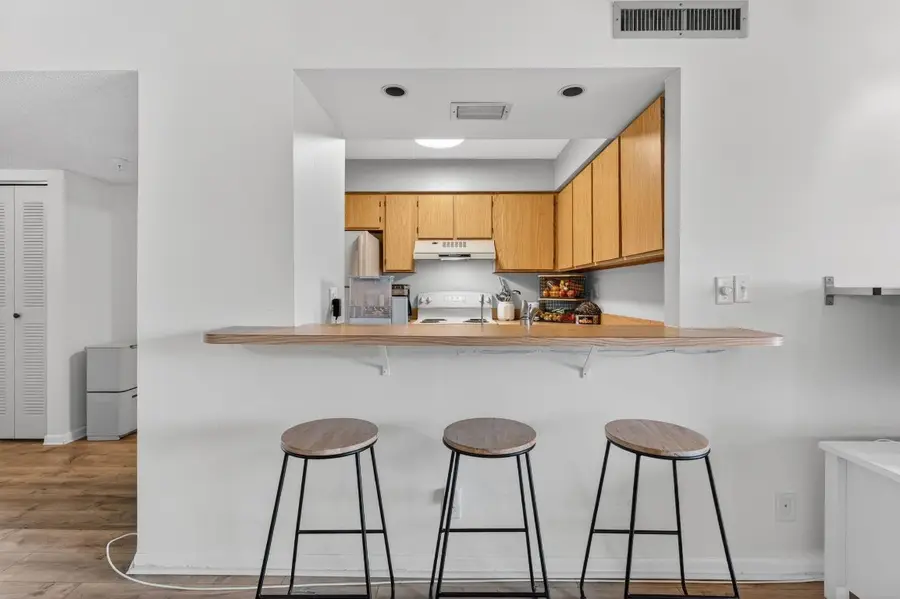 2205 S Cypress Bend Drive #604, Pompano Beach, FL 33069 - Image #3