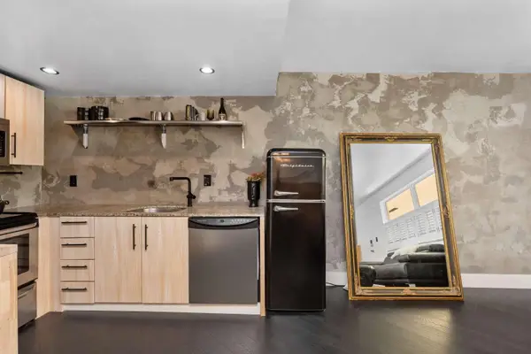 651 NE 60th St #22, Miami, FL 33137