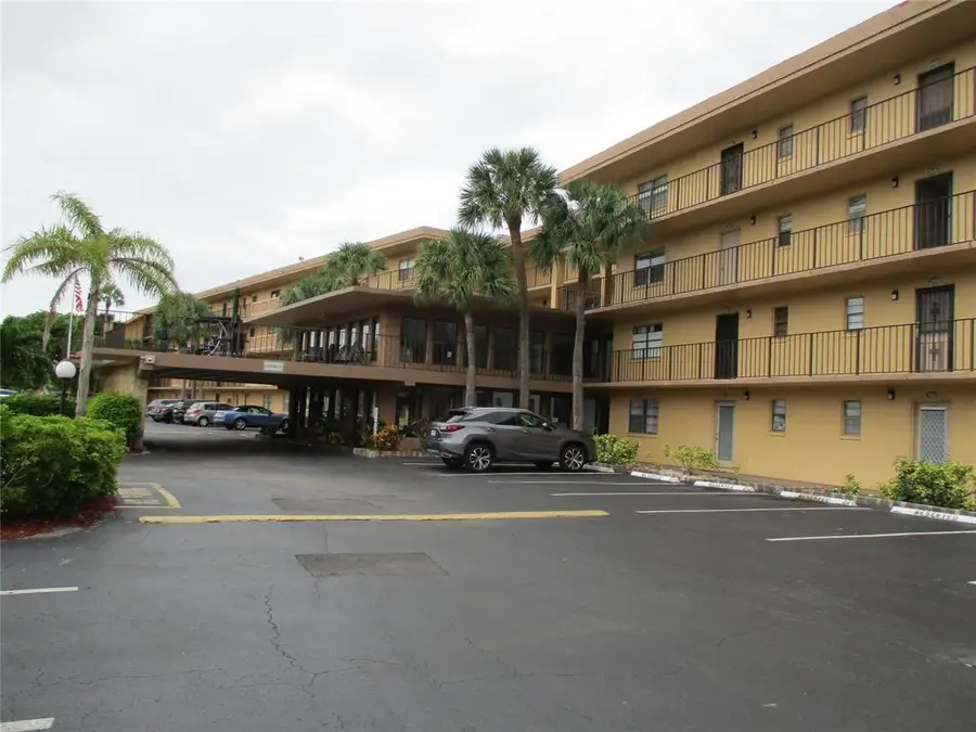 9370 SW 8th Street # 312 #312, Boca Raton, FL 33428 - Image #2