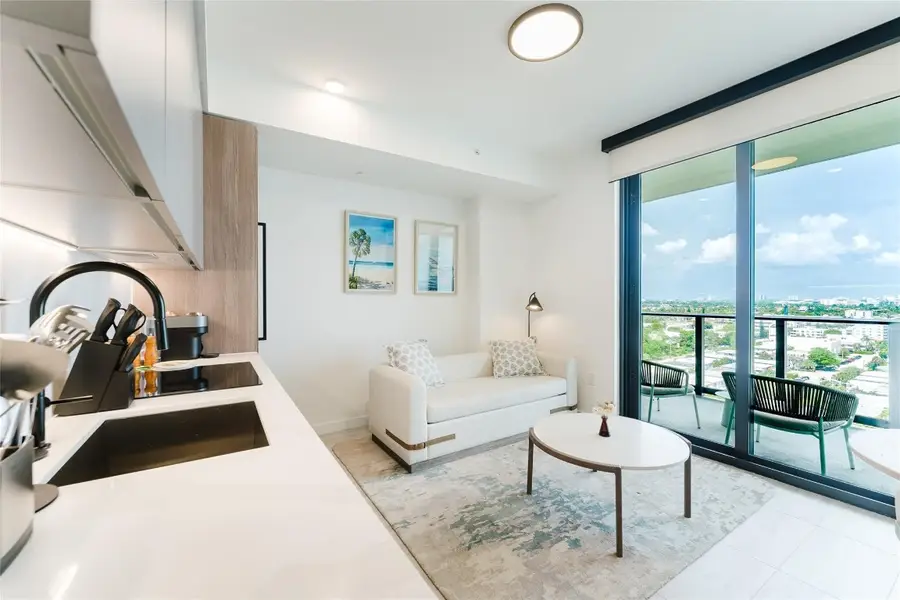 580 72nd Street #1413, Miami Beach, FL 33141 - Image #3