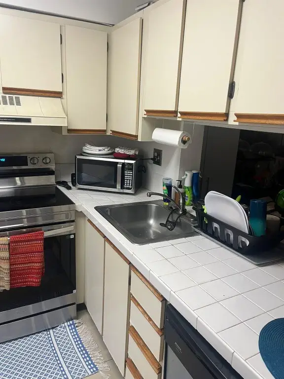 3053 N Oakland Forest Drive #201, Oakland Park, FL 33309 - Image #3