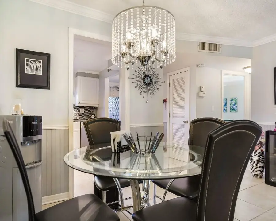 9281 Sunrise Lakes Boulevard #101, Sunrise, FL 33322 - Image #3