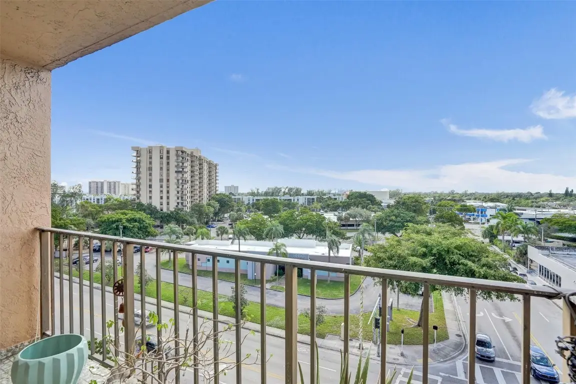 1465 NE 123rd Street #714, North Miami, FL 33161 - Image #1