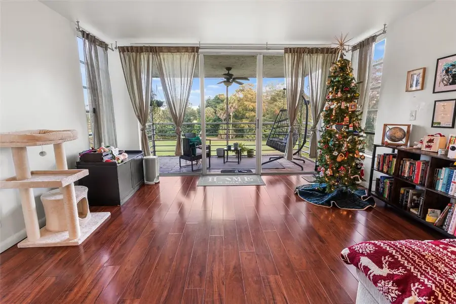 3930 Oaks Clubhouse Drive #304, Pompano Beach, FL 33069 - Image #3