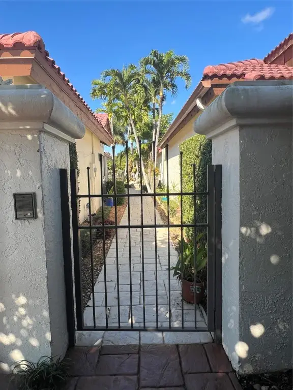 21856 Town Place Drive, Boca Raton, FL 33433 - Image #3