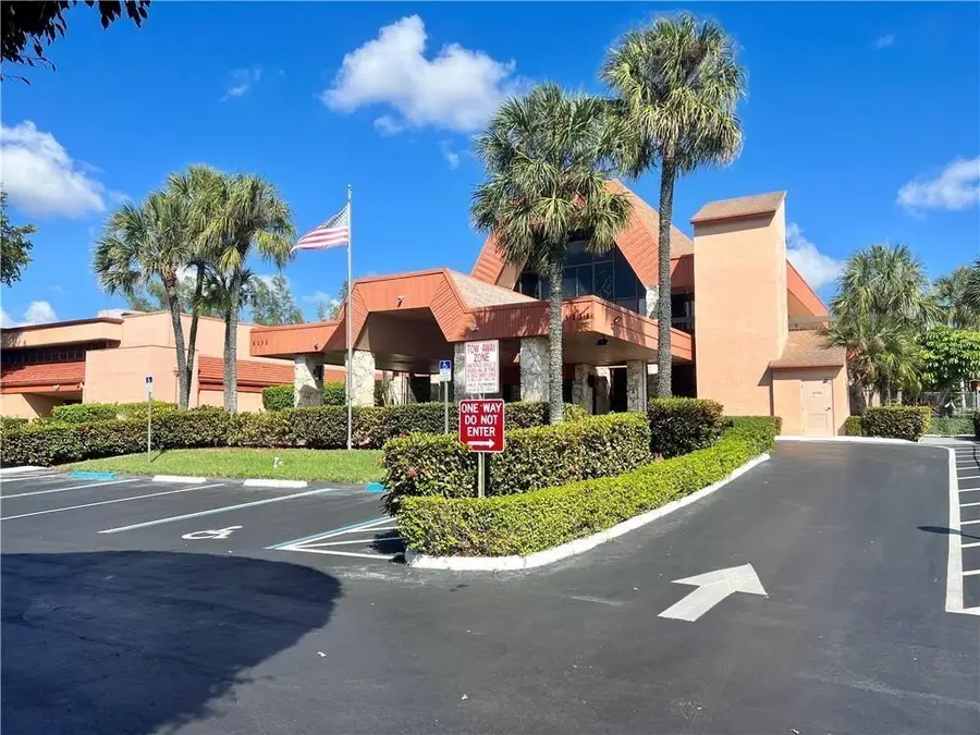 3150 Holiday Springs Boulevard #8-101, Margate, FL 33063 - Image #3