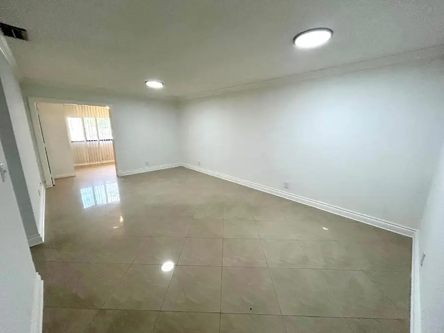 7931 Southgate Boulevard #E8, North Lauderdale, FL 33068 - Image #2