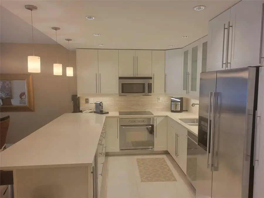 19370 Collins Avenue #1218, Sunny Isles Beach, FL 33160 - Image #3